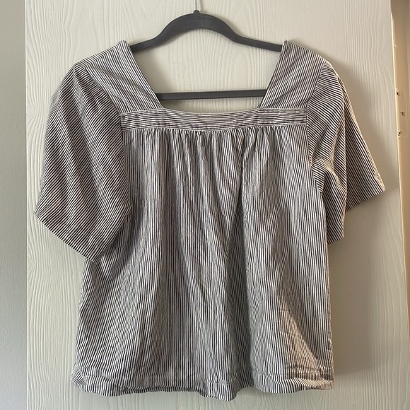 Artisan NY Square Neck Top - Picture 2 of 3